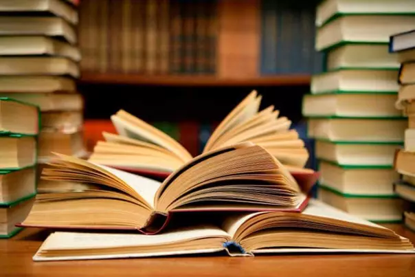 انشا در مورد کتاب و کتابخوانی با مقدمه بدنه نتیجه