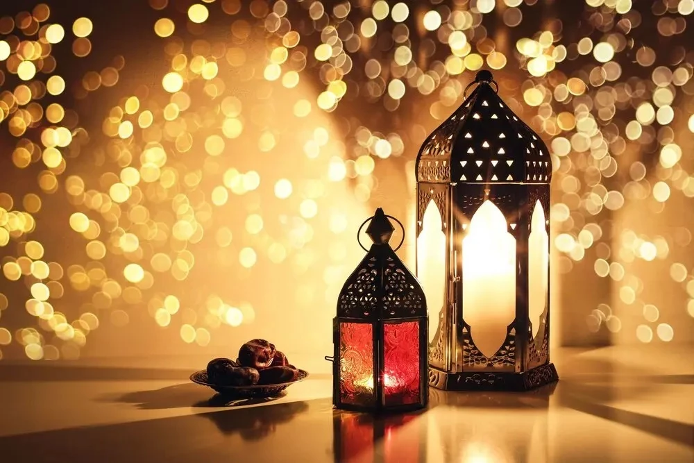 انشا در مورد ماه رمضان با مقدمه بدنه نتیجه
